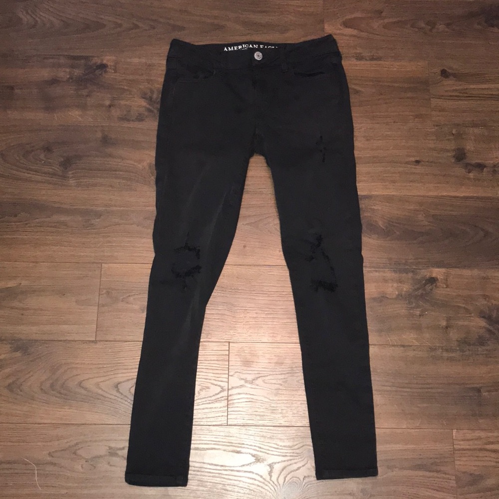 new ripped american eagle jeans